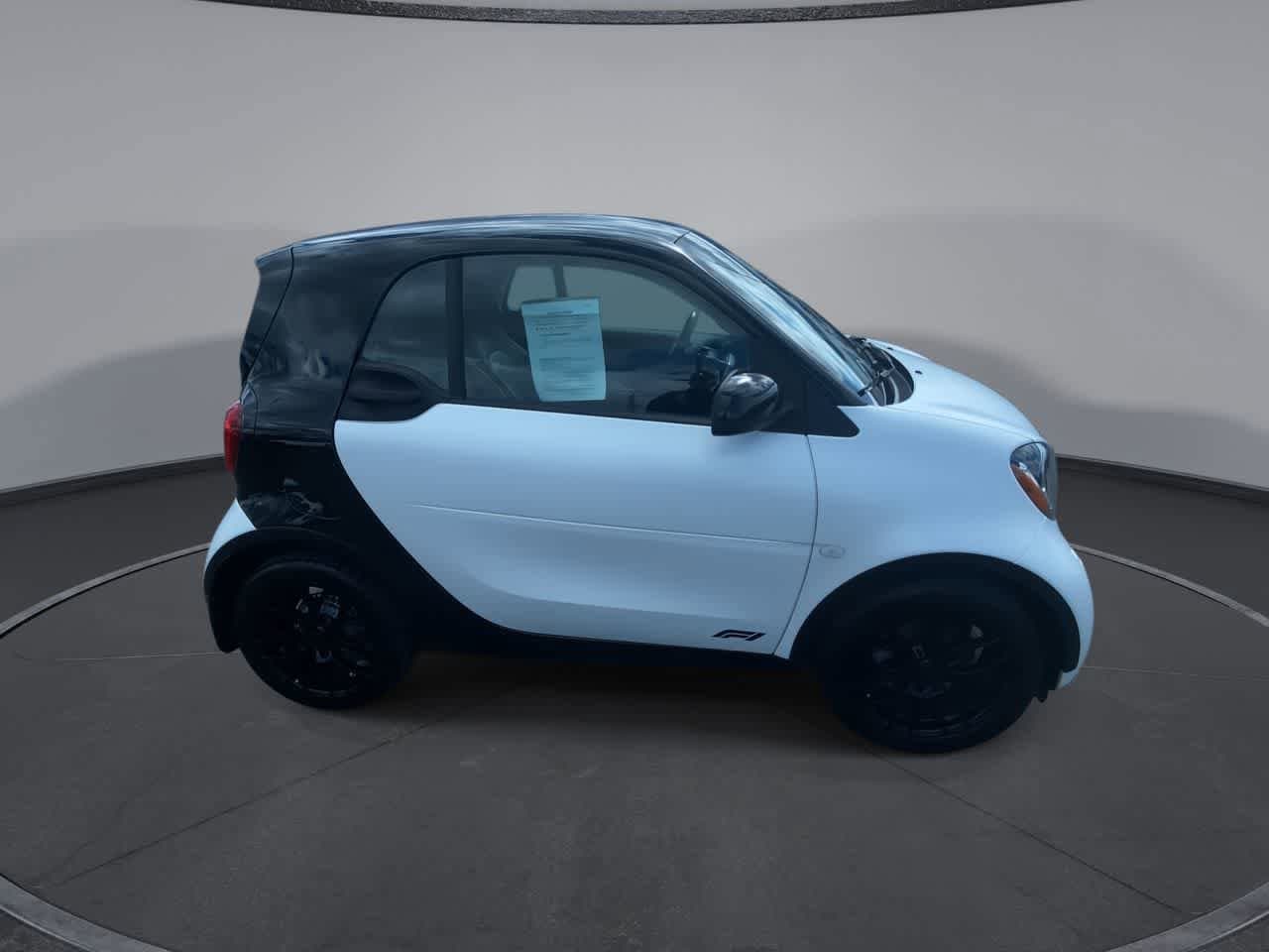 2018 smart fortwo  9