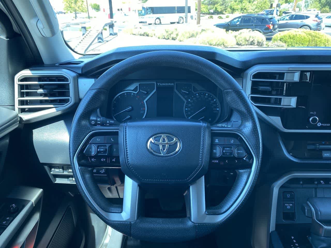 Thumbnail: 2023 Toyota Tundra - 14