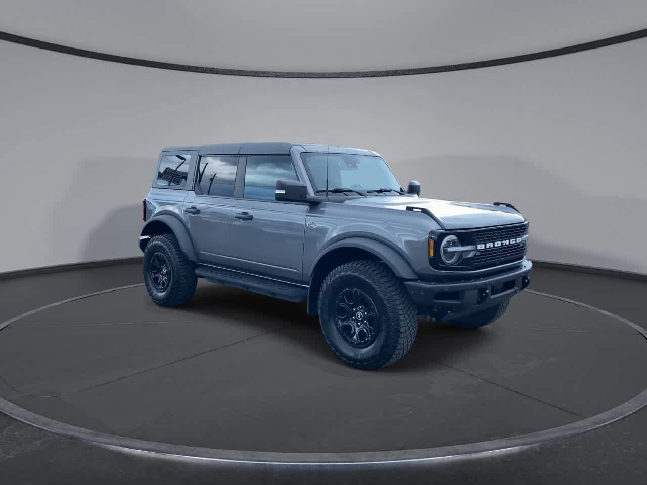 2023 Ford Bronco Wildtrak photo 2