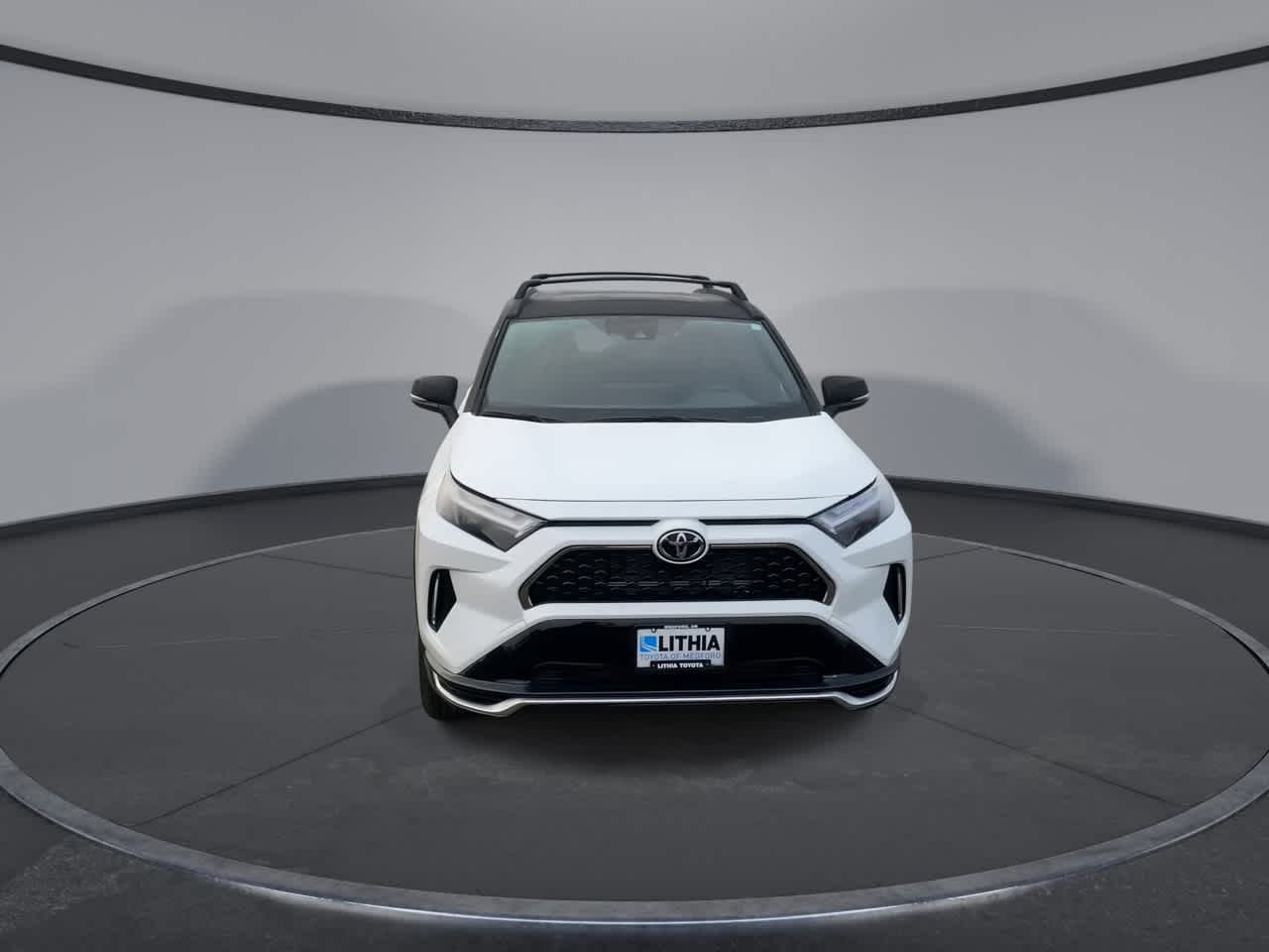 Thumbnail: 2025 Toyota RAV4 - 3