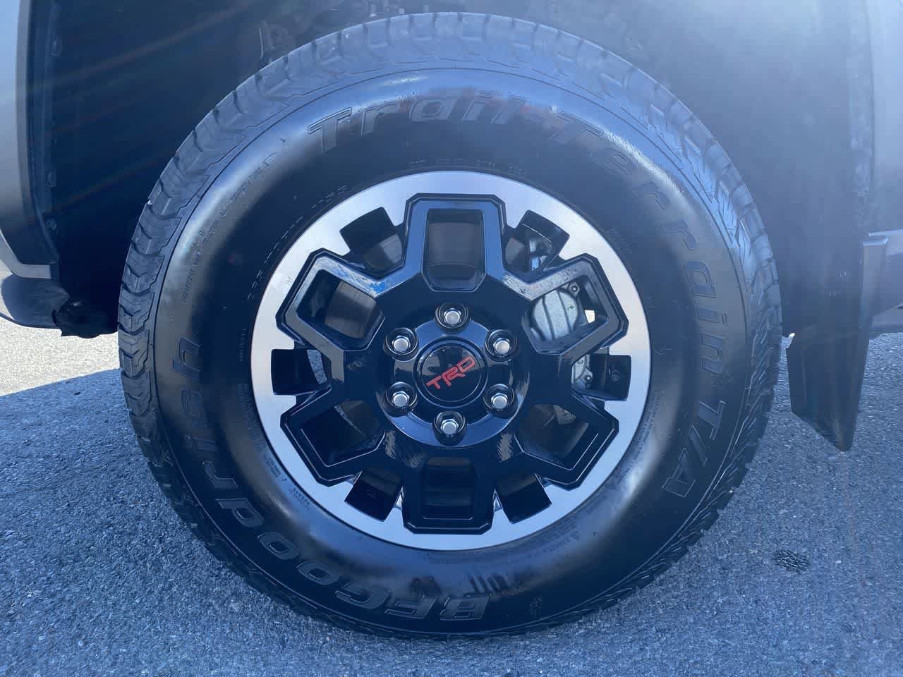 Thumbnail: 2024 Toyota Tacoma - 10