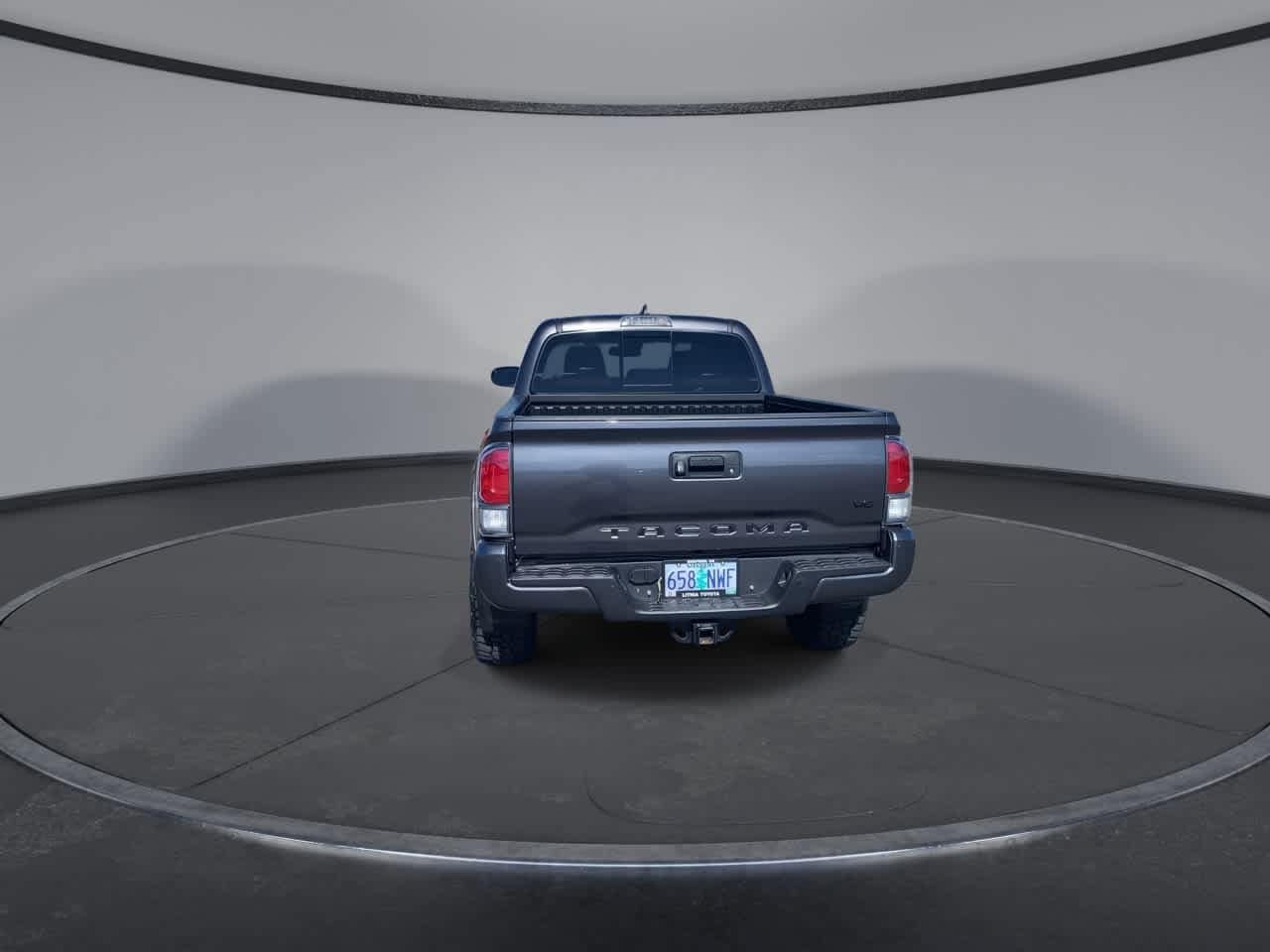 Thumbnail: 2022 Toyota Tacoma - 7