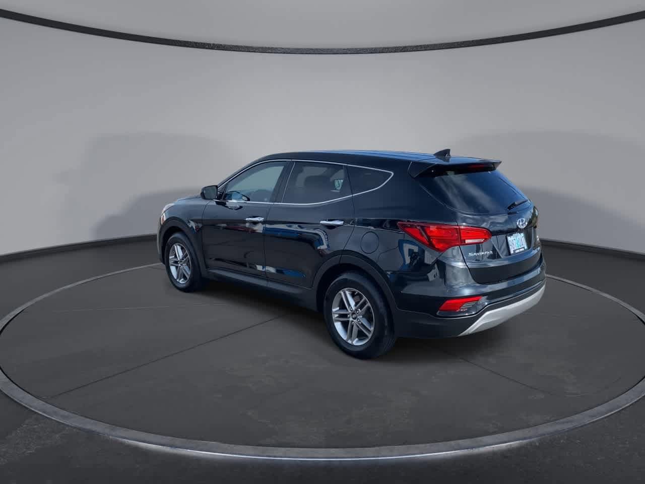 Thumbnail: 2017 Hyundai Santa Fe - 6