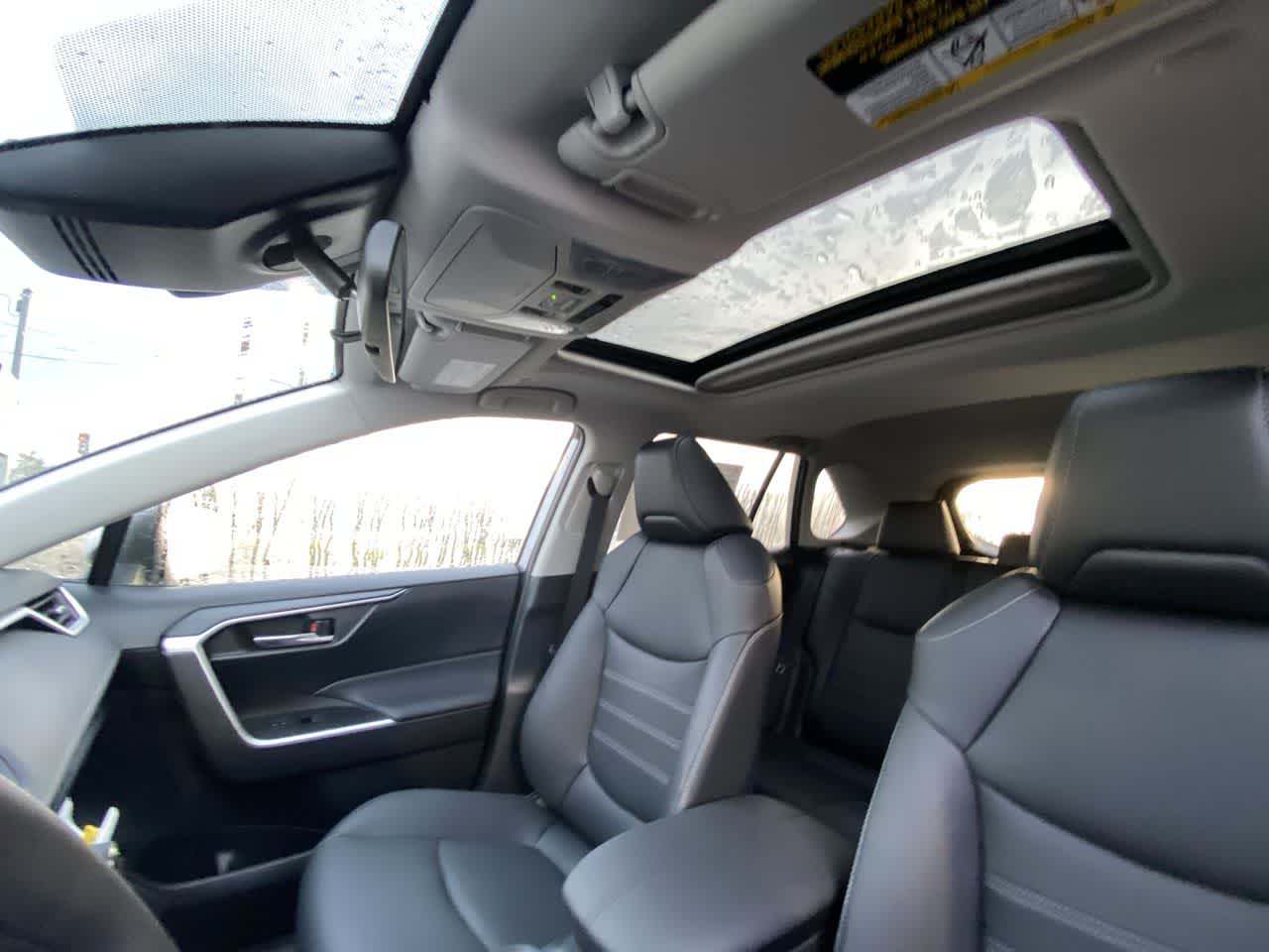 Thumbnail: 2025 Toyota RAV4 - 22