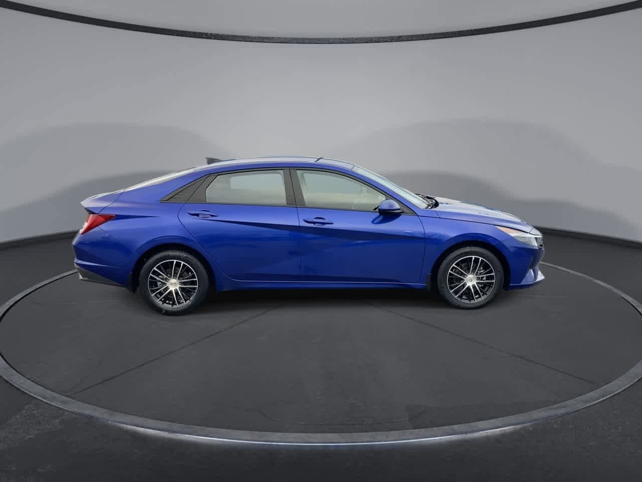 Thumbnail: 2023 Hyundai Elantra - 9