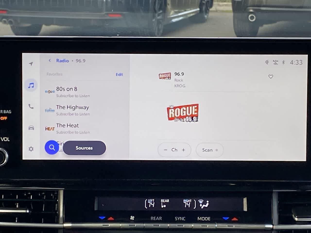 Thumbnail: 2025 Toyota Sienna - 16