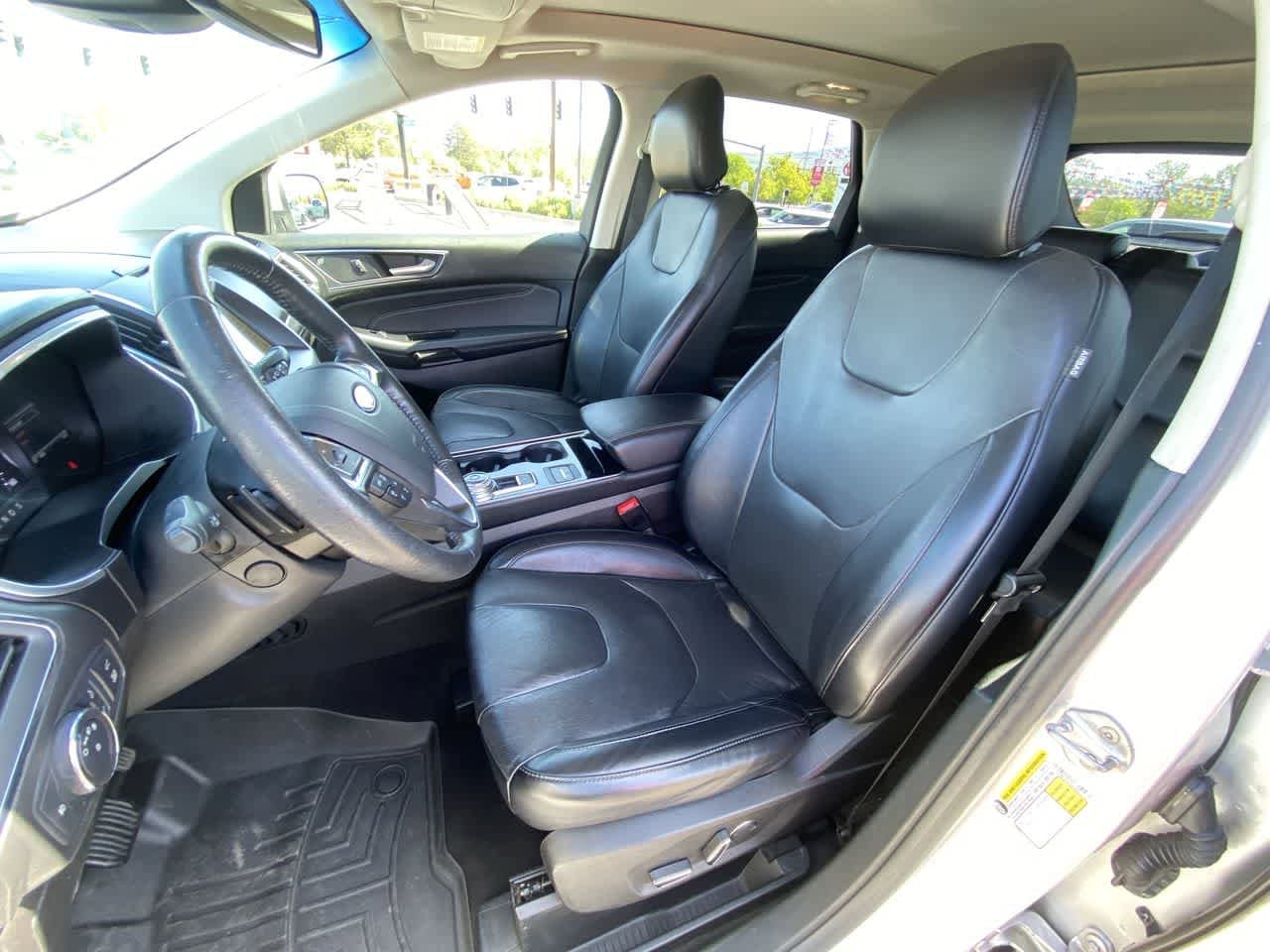 Thumbnail: 2019 Ford Edge - 11