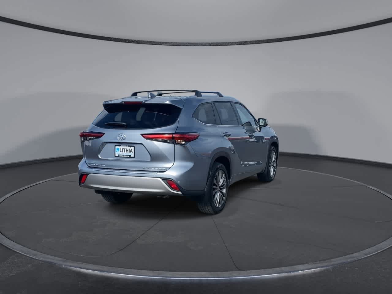 Thumbnail: 2021 Toyota Highlander - 9