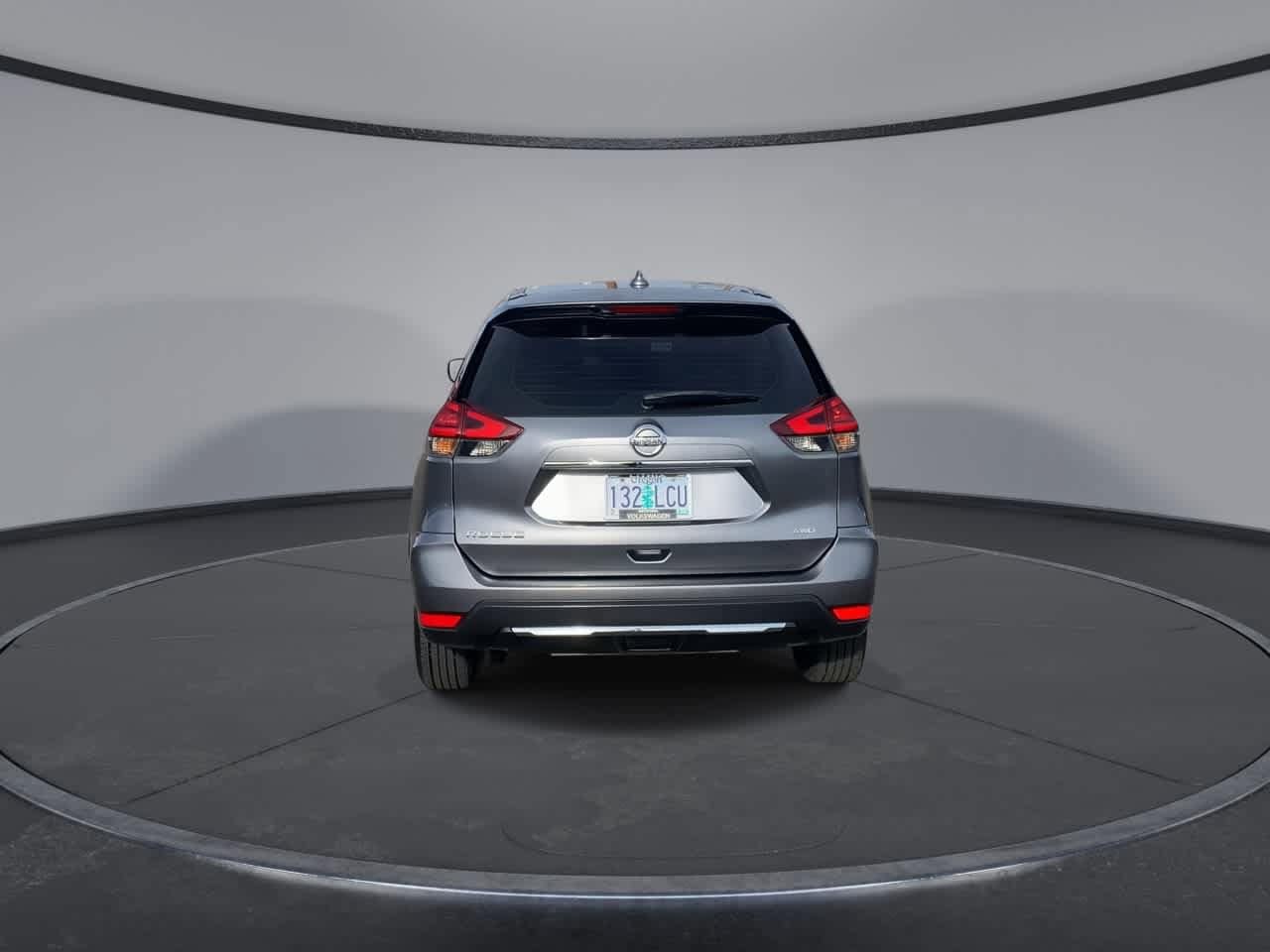 Thumbnail: 2017 Nissan Rogue - 7