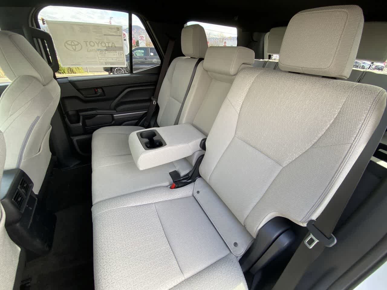 Thumbnail: 2025 Toyota 4Runner - 21