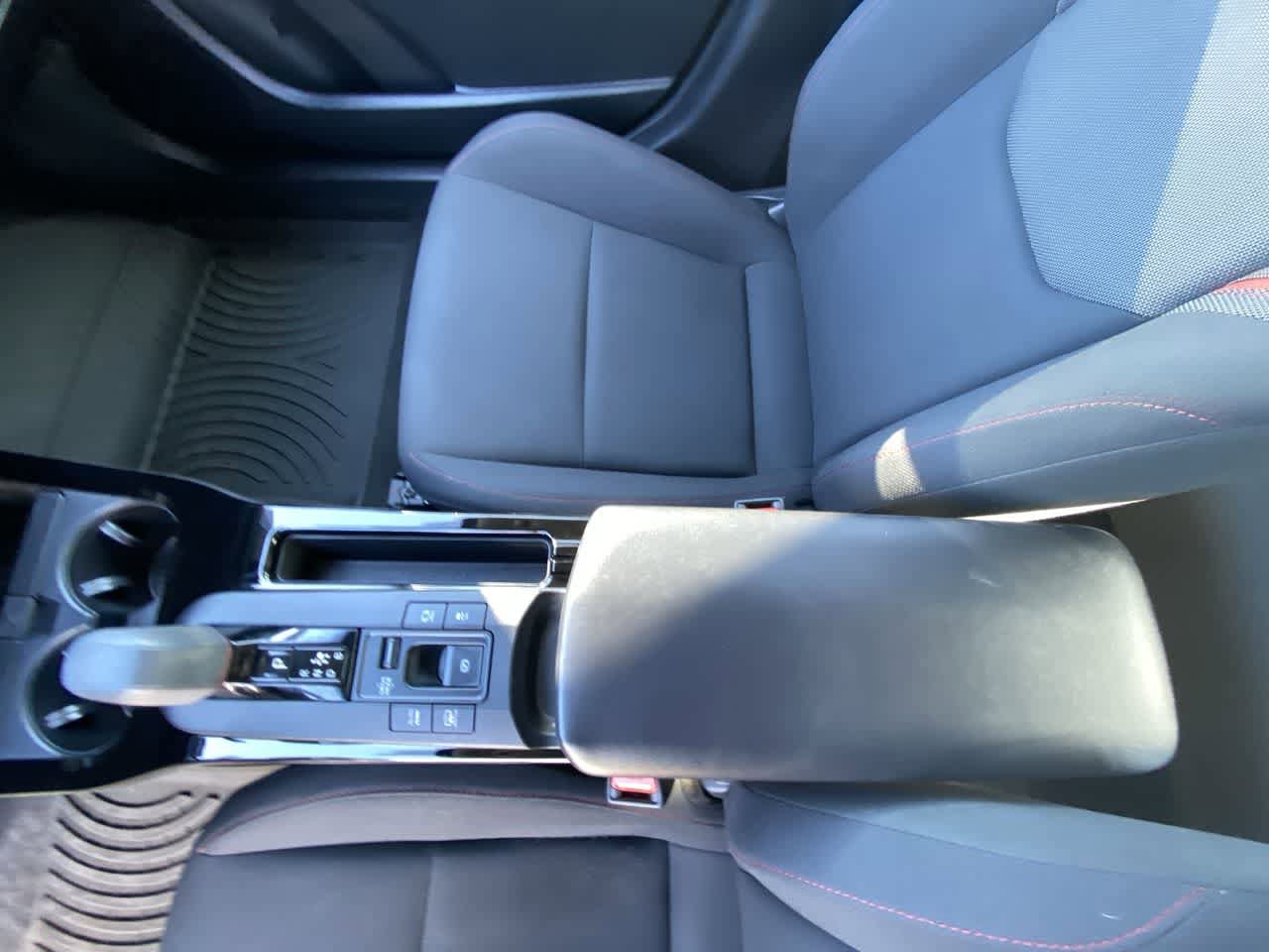 Thumbnail: 2024 Toyota Prius Prime - 20