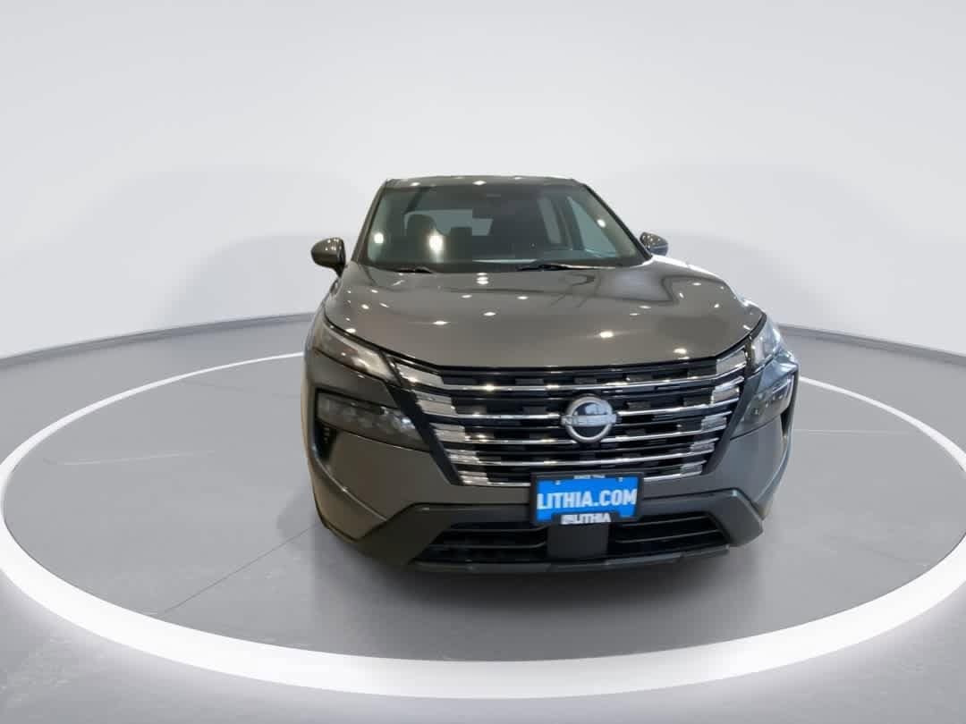 Thumbnail: 2024 Nissan Rogue - 3