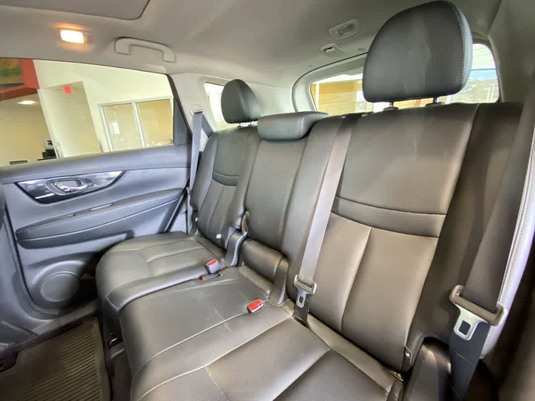 Thumbnail: 2020 Nissan Rogue - 26