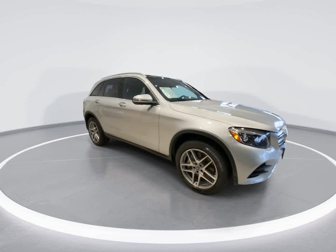 Thumbnail: 2018 Mercedes-Benz GLC - 2