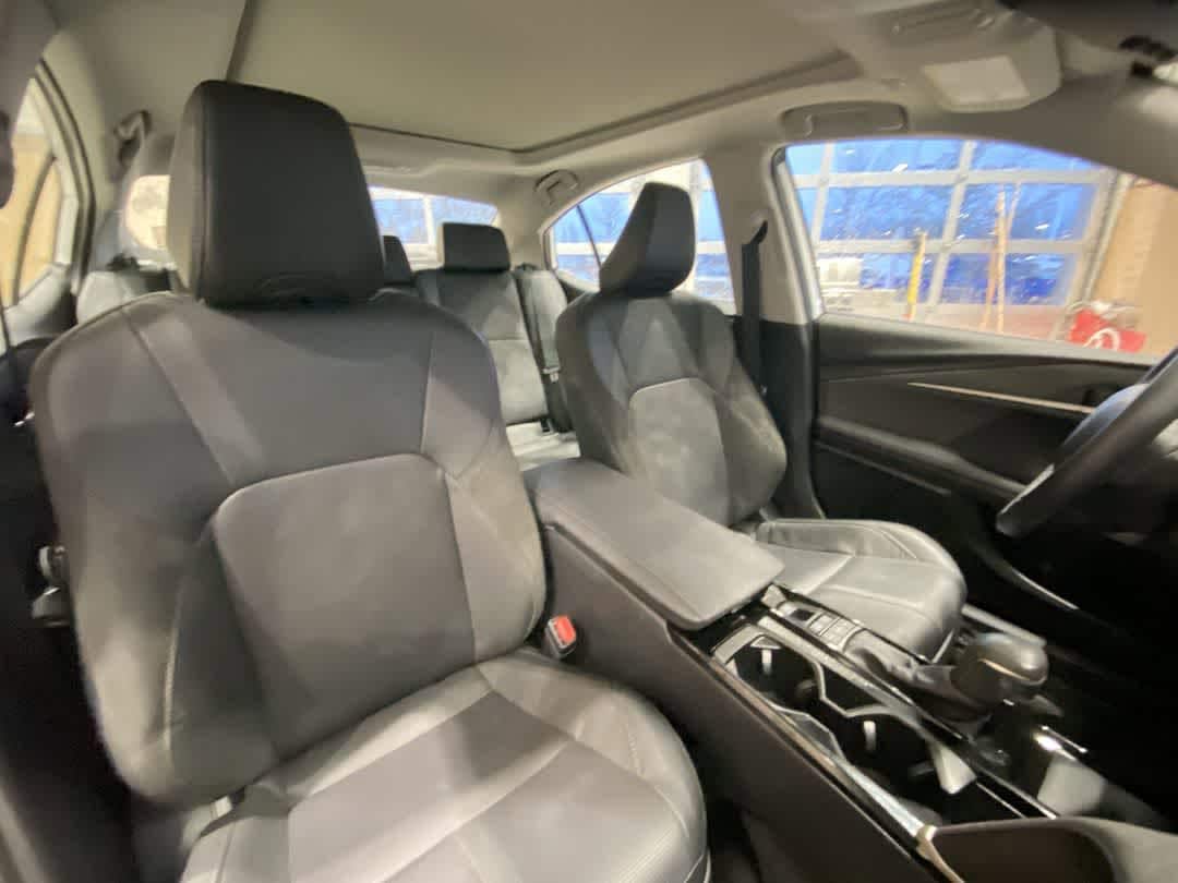 Thumbnail: 2025 Toyota Camry - 27