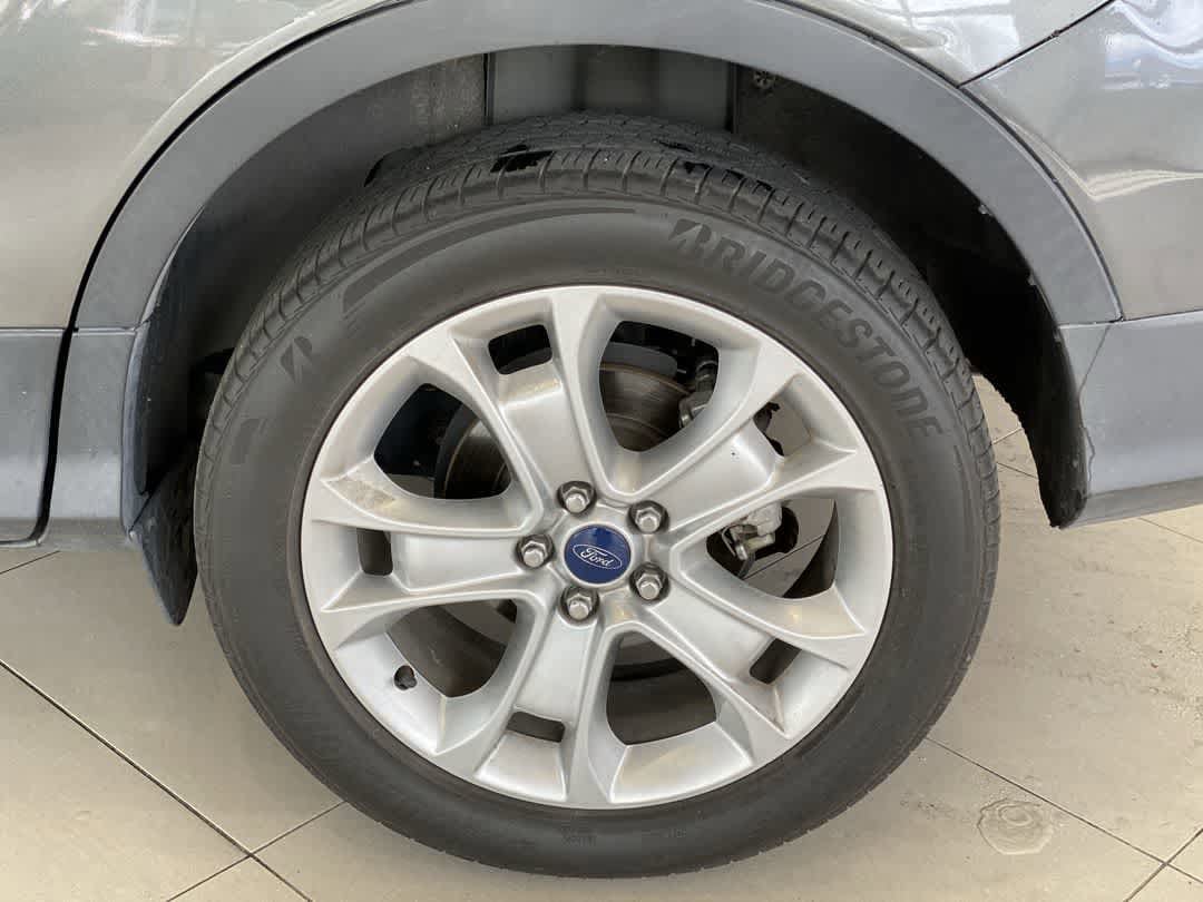 Thumbnail: 2016 Ford Escape - 13