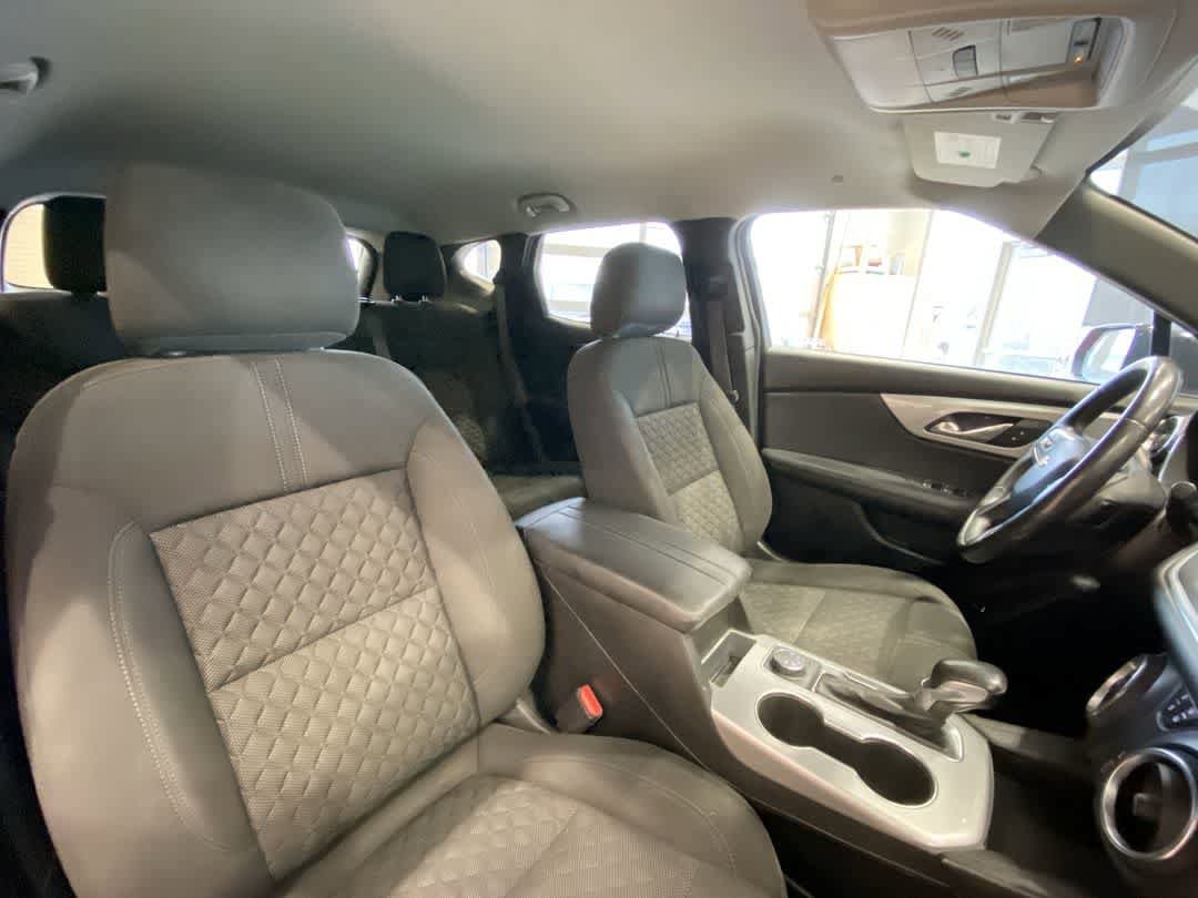 Thumbnail: 2020 Chevrolet Blazer - 23