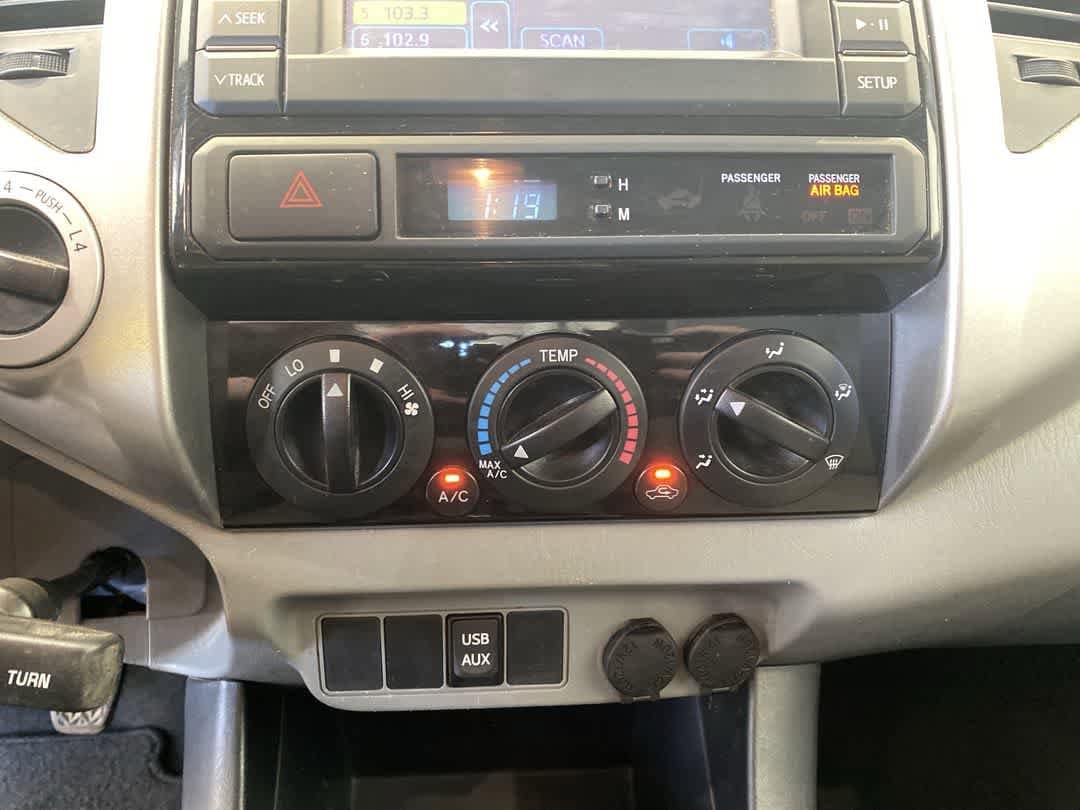 Thumbnail: 2013 Toyota Tacoma - 20