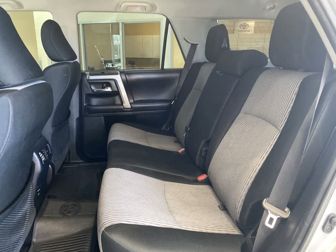 Thumbnail: 2018 Toyota 4Runner - 22