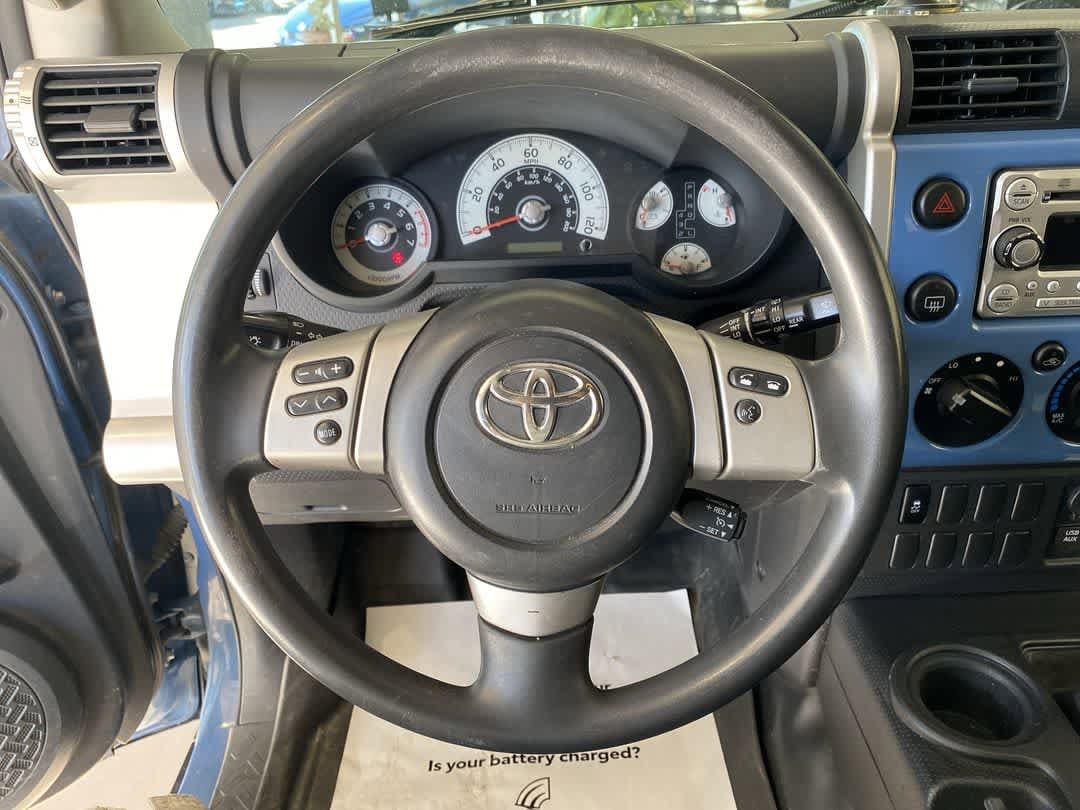 Thumbnail: 2013 Toyota FJ Cruiser - 16