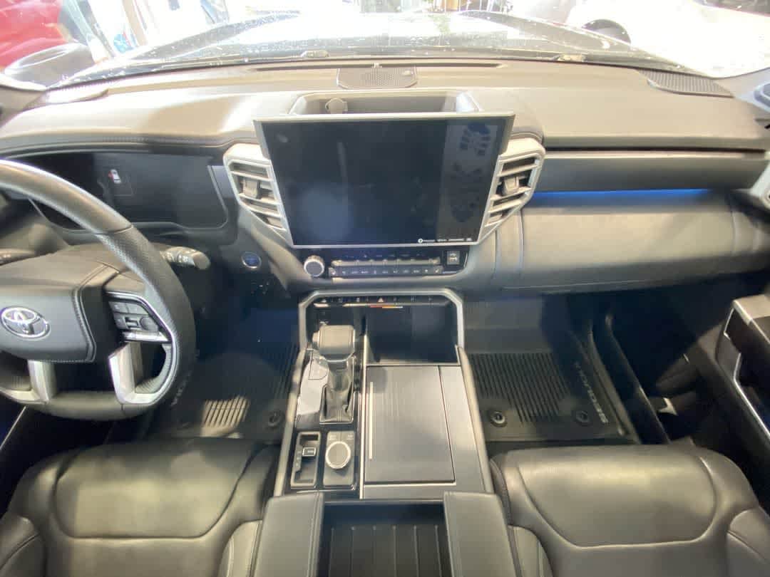 Thumbnail: 2023 Toyota Sequoia - 22