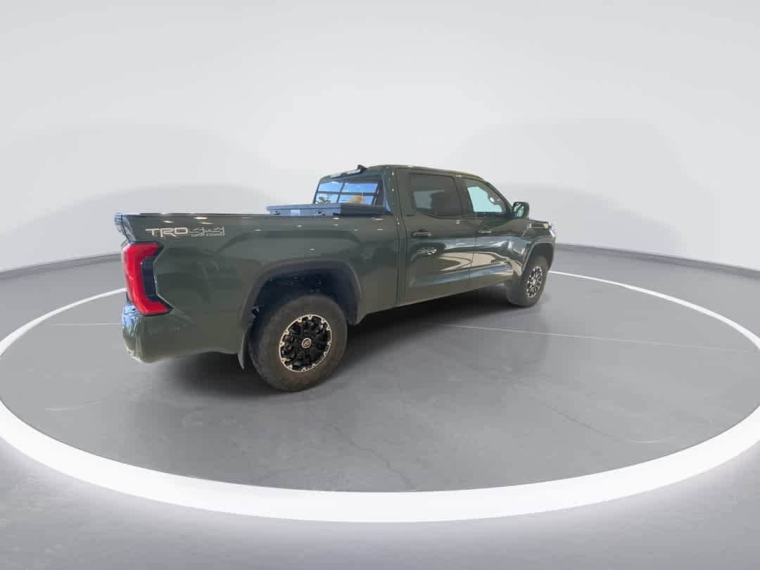 Thumbnail: 2022 Toyota Tundra - 8