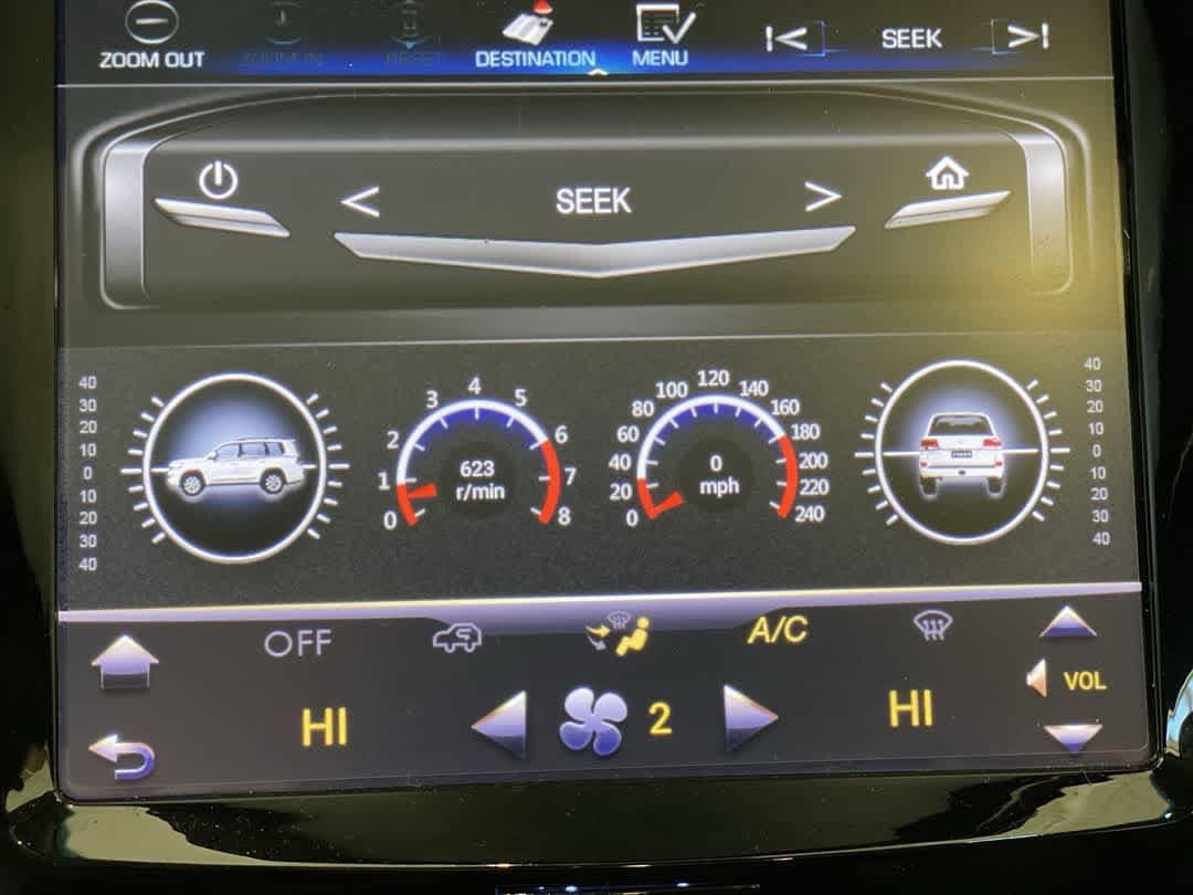 Thumbnail: 2017 Cadillac Escalade - 21