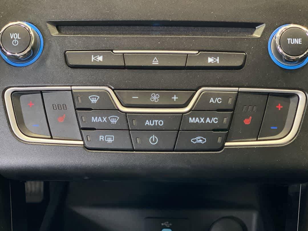 Thumbnail: 2017 Ford Fusion - 22