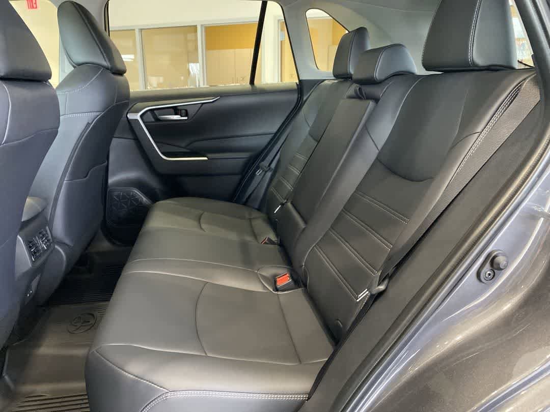 Thumbnail: 2025 Toyota RAV4 - 22