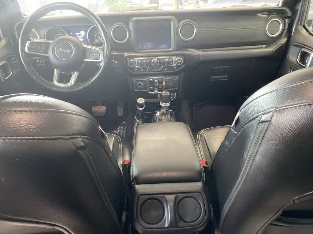Thumbnail: 2021 Jeep Wrangler - 23