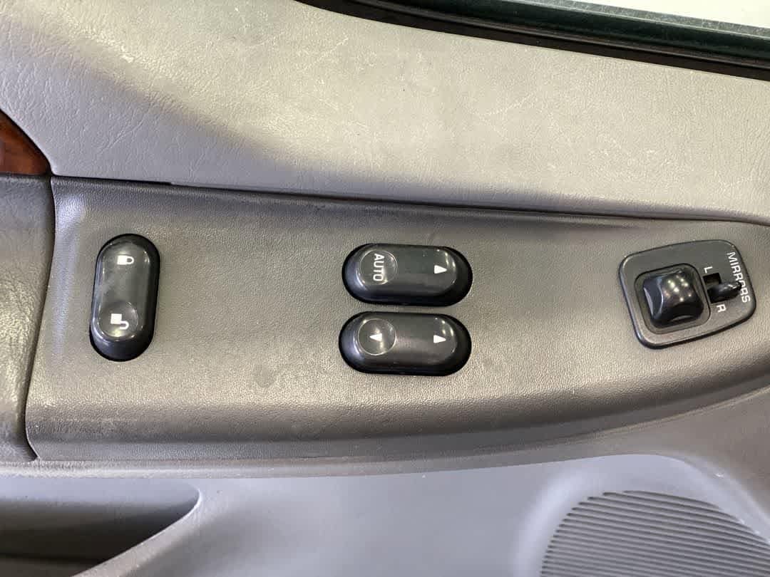 Thumbnail: 2003 Ford F-250 - 16