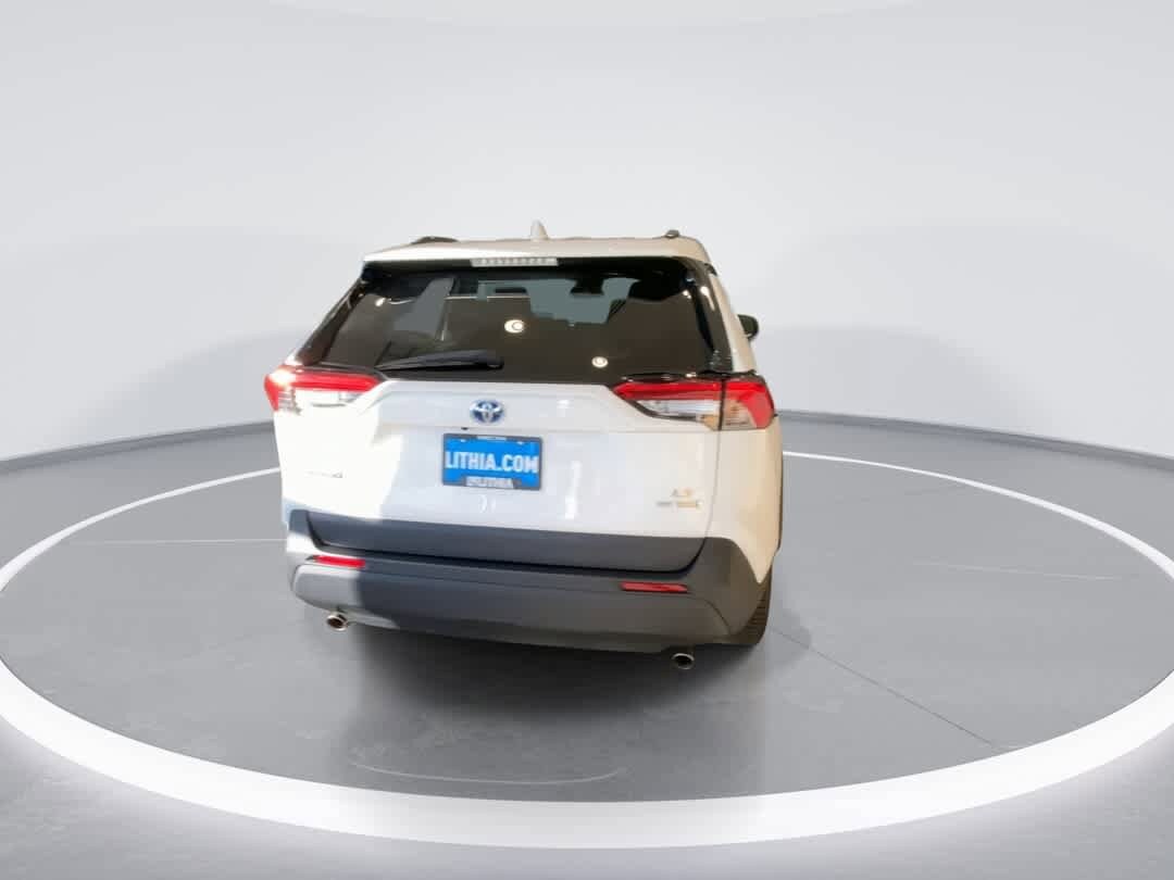 Thumbnail: 2022 Toyota RAV4 - 7