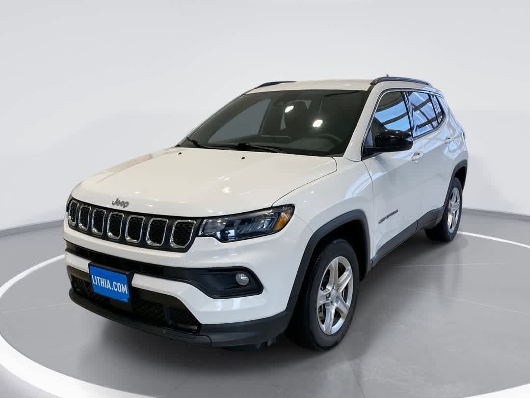 2024 Jeep Compass Latitude's photo
