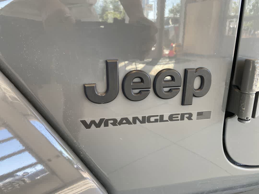 Thumbnail: 2023 Jeep Wrangler - 10