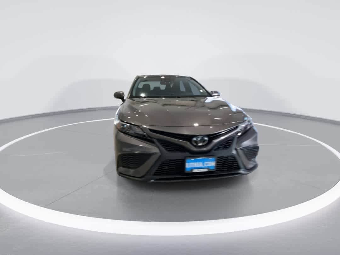 Thumbnail: 2022 Toyota Camry - 3