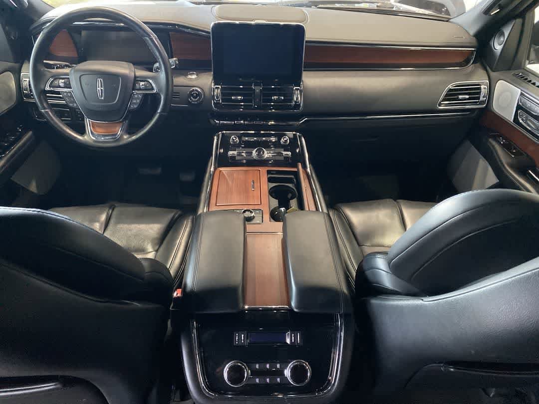 Thumbnail: 2020 Lincoln Navigator - 22