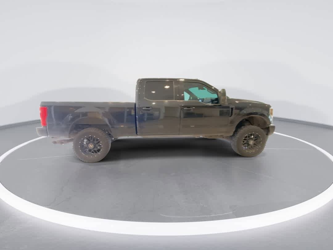 Thumbnail: 2019 Ford F-250 - 9