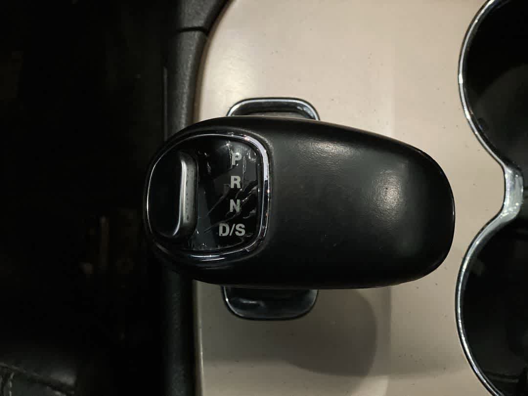 Thumbnail: 2015 Jeep Grand Cherokee - 23