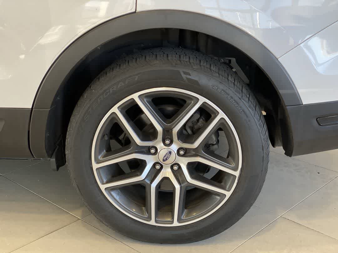 Thumbnail: 2018 Ford Explorer - 13