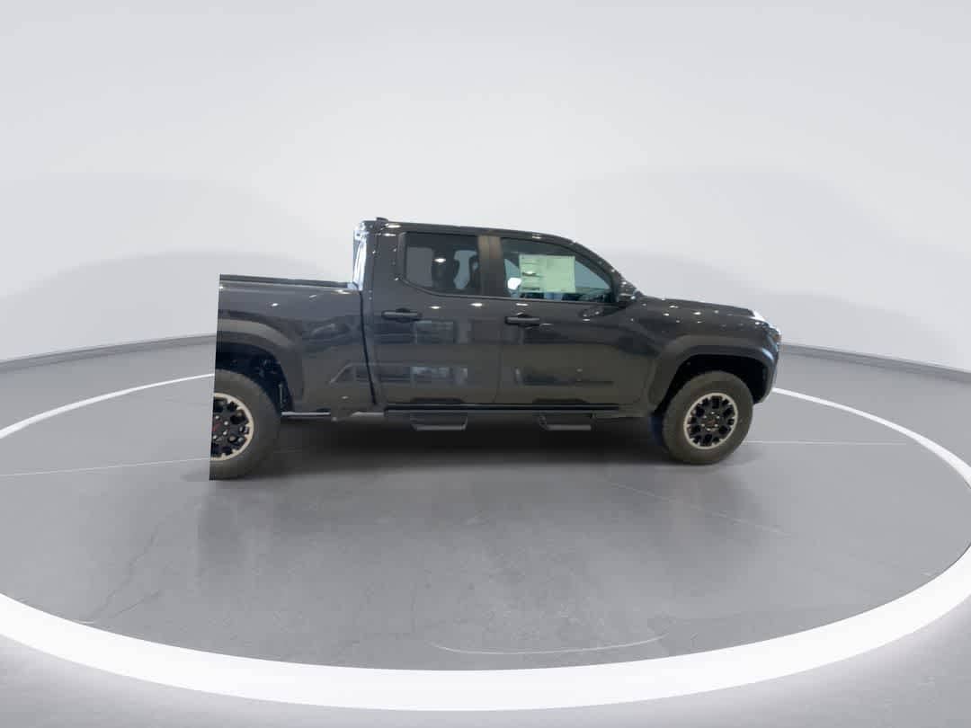 Thumbnail: 2025 Toyota Tacoma - 9