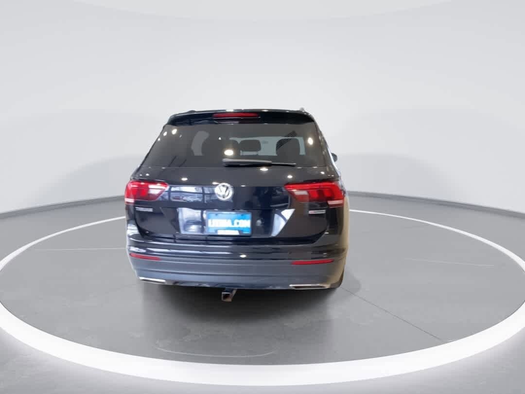 Thumbnail: 2019 Volkswagen Tiguan - 7