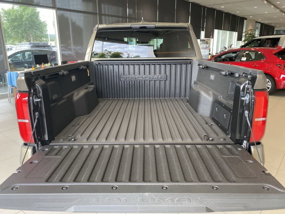 Thumbnail: 2025 Toyota Tacoma - 25