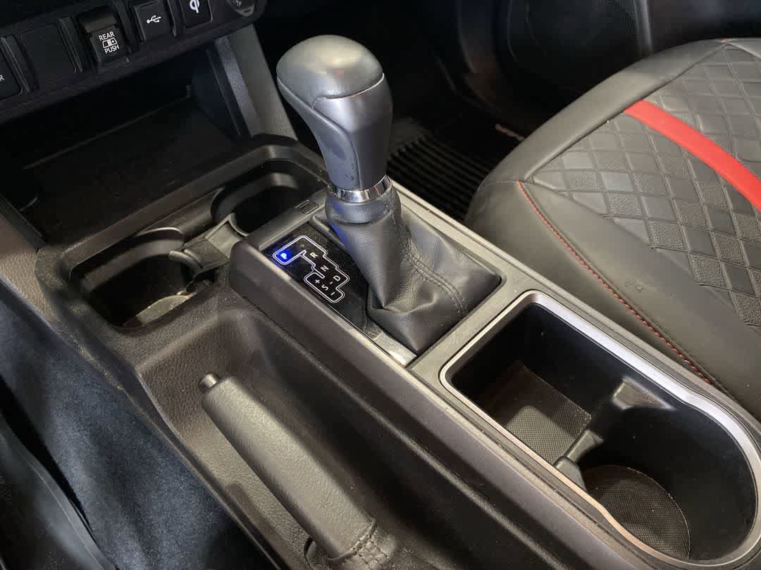 Thumbnail: 2020 Toyota Tacoma - 22