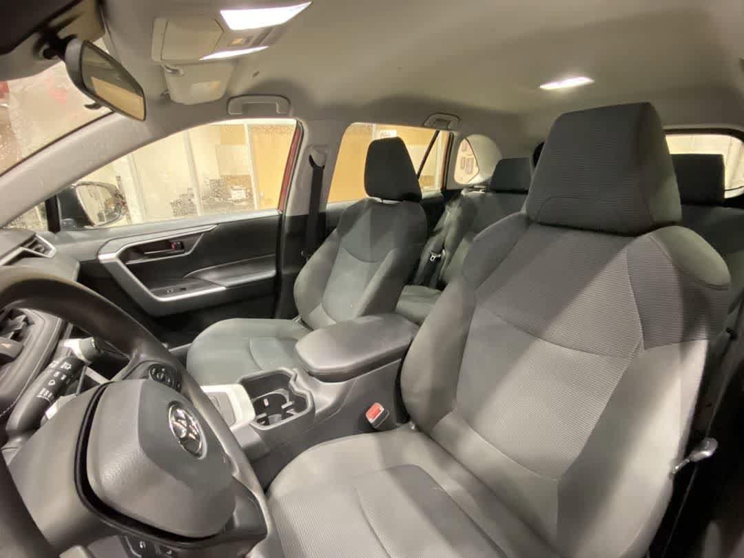 Thumbnail: 2025 Toyota RAV4 - 14