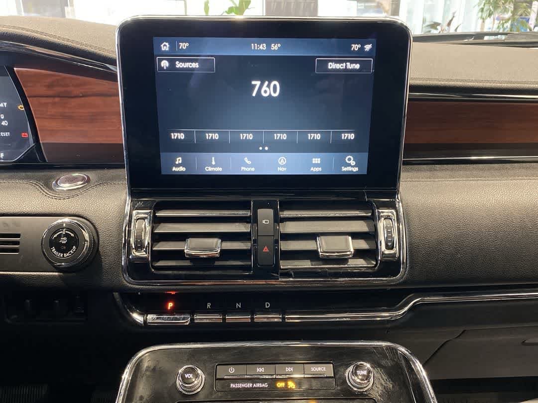 Thumbnail: 2020 Lincoln Navigator L - 19