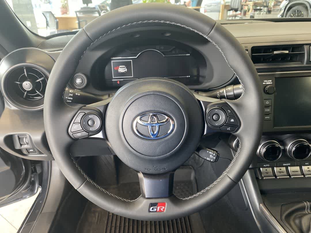 Thumbnail: 2024 Toyota GR86 - 16