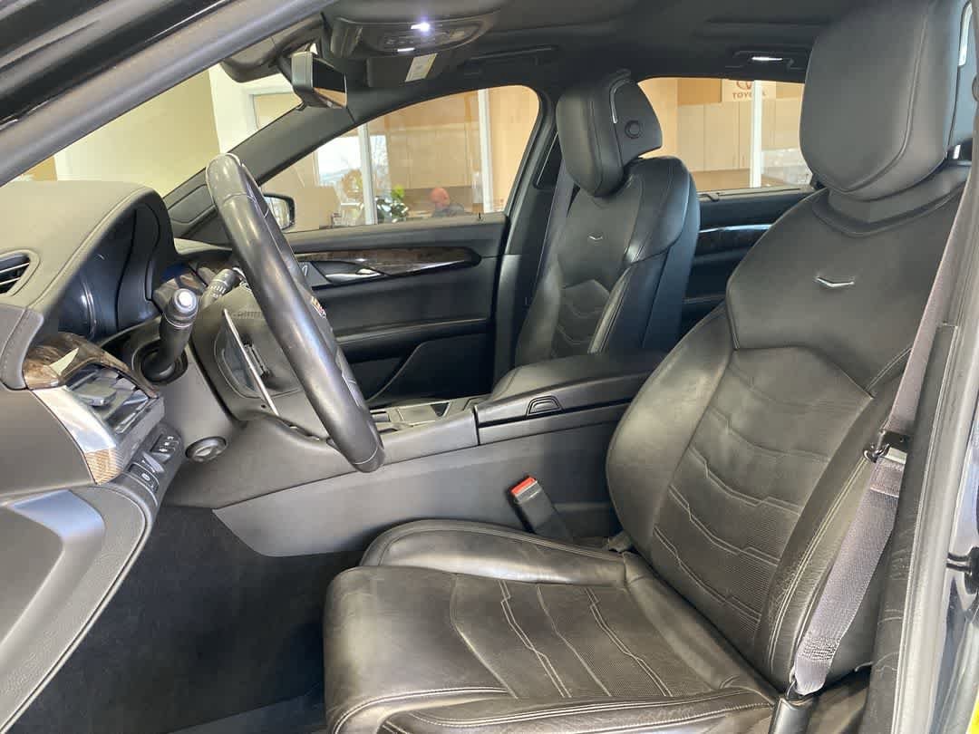 Thumbnail: 2017 Cadillac CT6 - 11