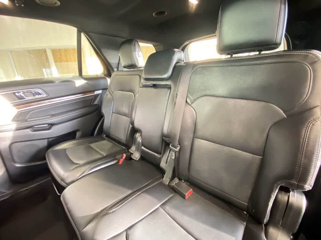 Thumbnail: 2019 Ford Explorer - 25