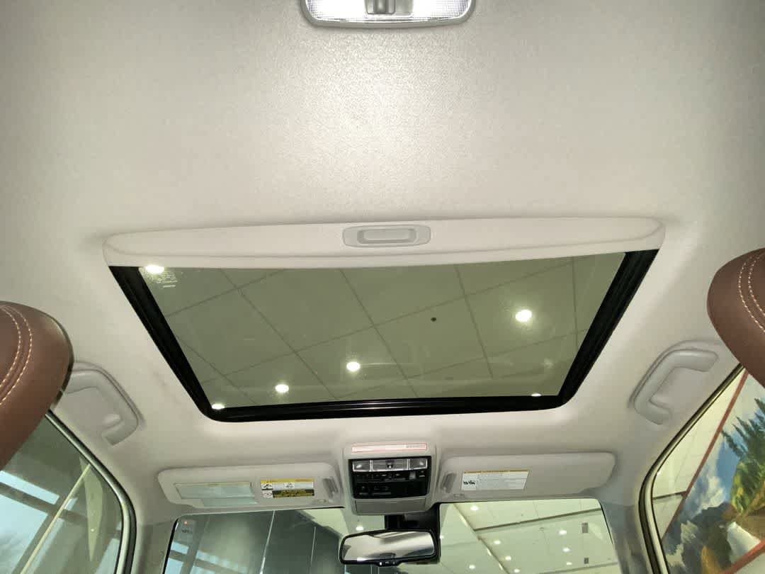 Thumbnail: 2021 Toyota 4Runner - 22