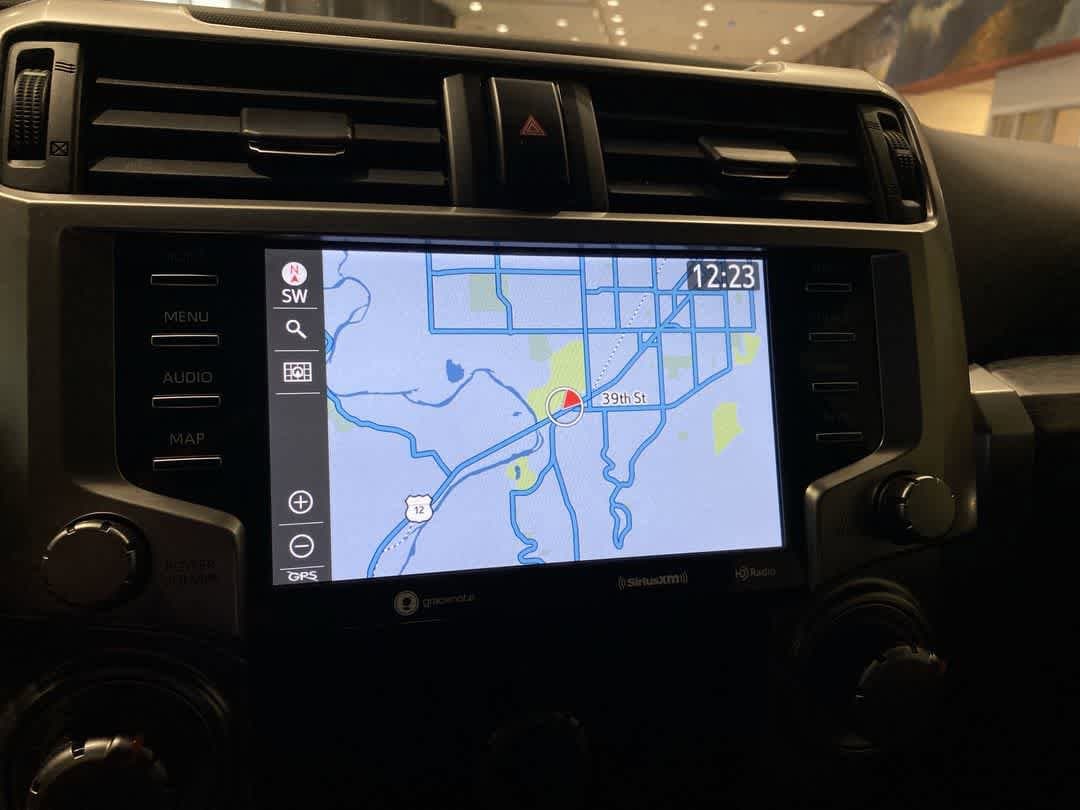 Thumbnail: 2024 Toyota 4Runner - 18